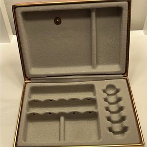 Vintage travel jewellery box.